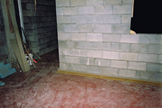 Wall on mineral wool 